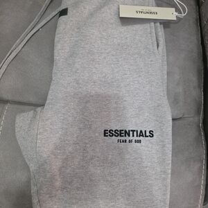 - Men's Essentials Grey Jogger Pants Size Small